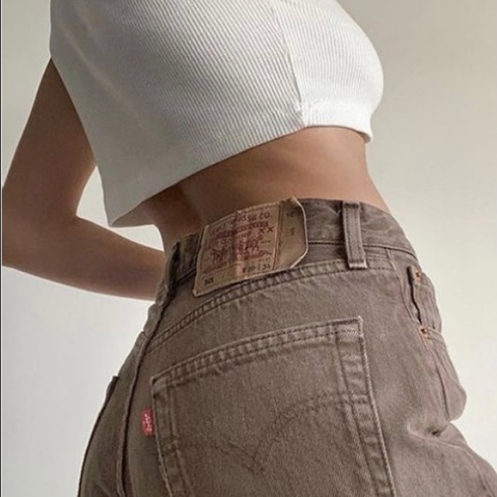 Rare vintage 501 Levi mom jeans